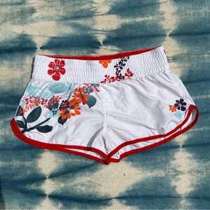 Vintage y2k Roxy Boardshorts!